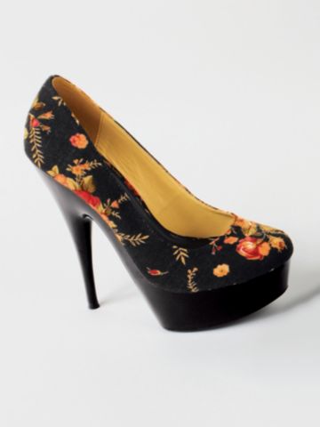 Rounded Rose Blossom Pump