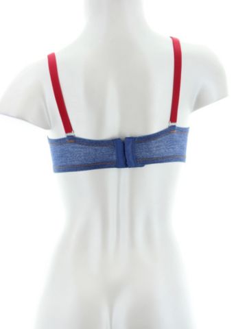 Hollywood Exxtreme Cleavage&trade; Summer 2011 Demi Bra