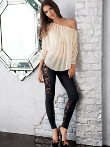 Lace Accent Legging