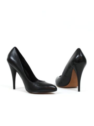 Partake Pump by Charles David