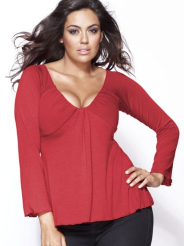 DRAPING U-NECK TOP PLUS